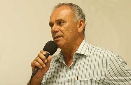 Prefeitura de Brumado realiza cerimônia de entrega de 30 títulos de propriedade para moradores do Jardim de Alah