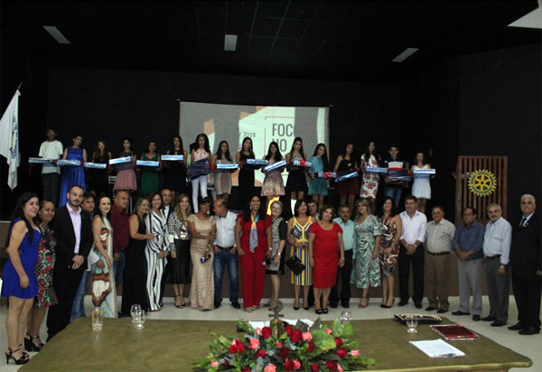 Brumado: Rotary Club realizou a 5º edição do Projeto 'Aluno Nota 10'