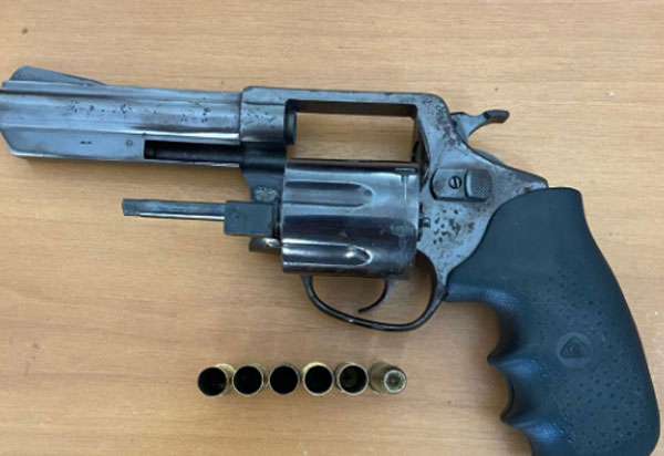 Em cinco dias, PM e PC retiram pelo menos 37 armas de fogo das ruas