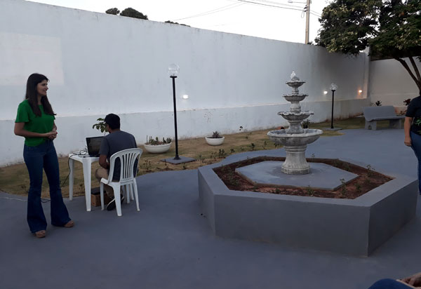 Brumado: alunos do curso técnico de Paisagismo da CEEP entregam novo espaço de convivência a APAE