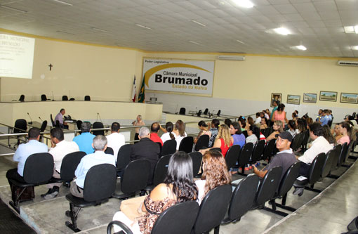 Brumado: Durante Audiência Pública, foi apresentado a população relatório do segundo quadrimestre de 2015