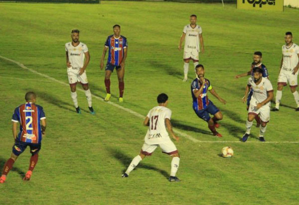 Bahia e Atlético largam na frente na semifinal do Baianão