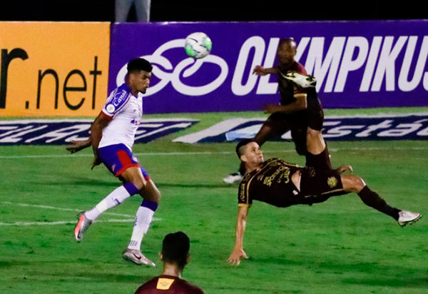 Bahia perde para o Sport e volta à zona de rebaixamento