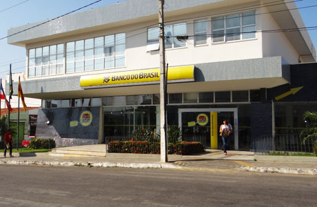 BRUMADO: BANCOS REABREM NA QUARTA-FEIRA, 02