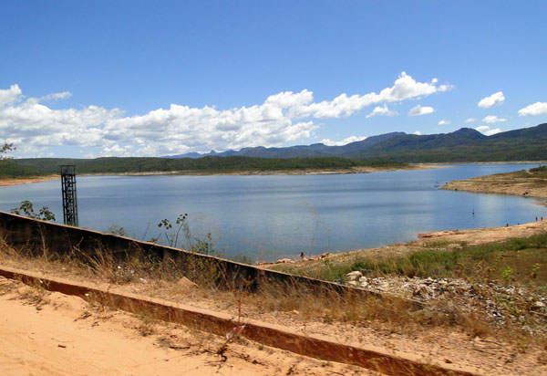 Barragens de Rio de Contas, Paramirim e Ibiassucê estão lista de barragens com estruturas comprometidas na Bahia