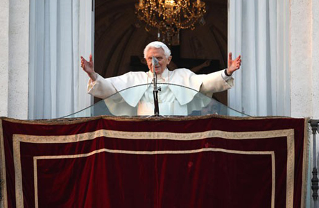 PAPA DÁ ADEUS: 'NÃO SOU MAIS O PONTÍFICE, MAS UM PEREGRINO'