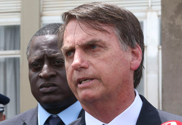 Bolsonaro diz que caixa-preta de órgãos federais começou a ser aberta