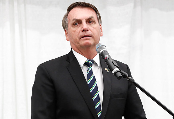 Em Miami, Bolsonaro diz que houve fraude nas eleições de 2018, diz ter provas, mas não as apresenta