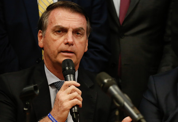 Pesquisa Ibope: aprovação do governo Bolsonaro cai 15 pontos e vai a 34%