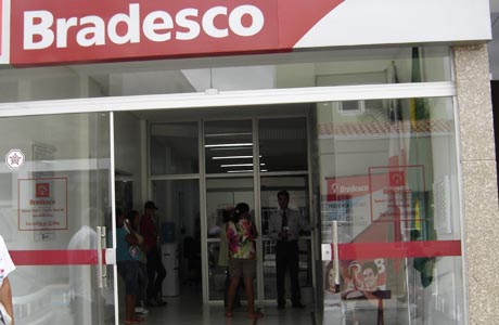 Bradesco Cândido Sales: gerente e esposa sequestrados