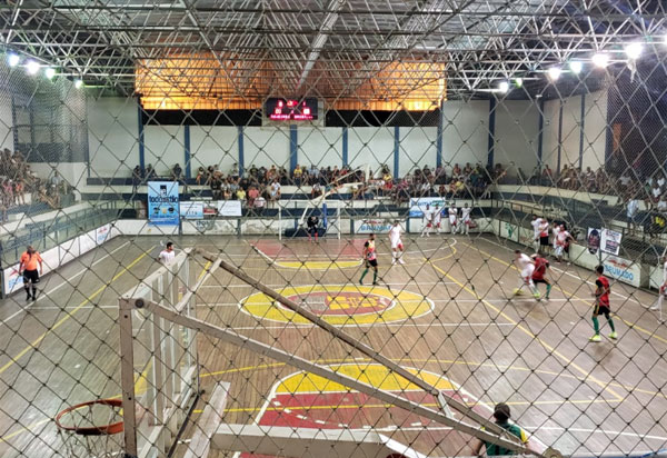 Laricas e União decidem título do Campeonato Brumadense de Futsal em 'melhor de três'