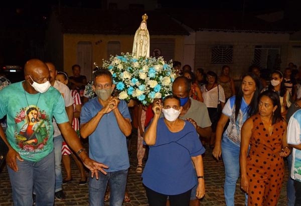 Comunidade Nossa Senhora de Fátima, de Brumado-BA, celebra Festa em louvor a sua padroeira