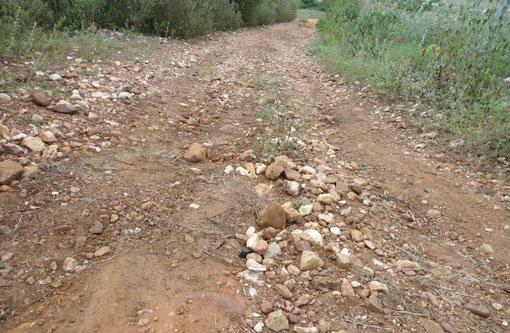 Brumado: Moradores da Fazenda Cachoeira cobram recuperação das estradas