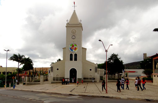 População de Caetité convive com racionamento de água desde 2012