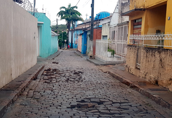 Brumado: Chuva forte causou estragos em ruas