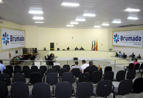 Será votado nesta sexta (07) na Câmara de Vereadores de Brumado o PL que autoriza a prefeitura delegar a exploração dos serviços públicos de abastecimento de água e esgotamento