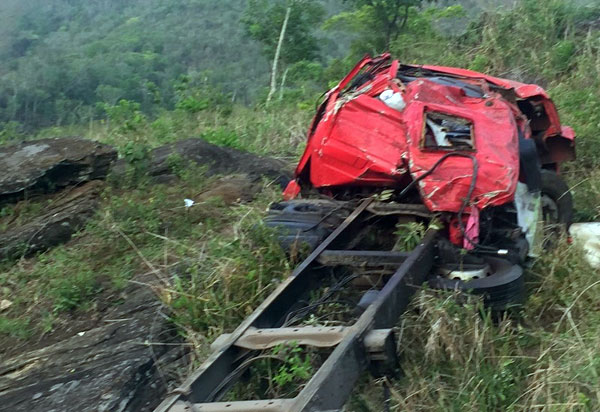 Caminhoneiro dombasiliense morre em grave acidente na BA-263