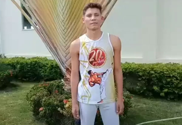 Capoeirista brumadense está participando de festival com composição de música