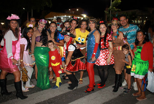 Brumado: Escola Educacional Artinfância promoveu Carnaval para pais e alunos; veja fotos