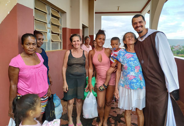 Brumado: Comunidade CARP realizou Natal Solidário