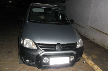 CARRO ROUBADO É RECUPERADO PELA PRE EM TANHAÇU