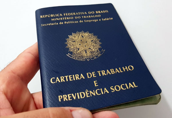 País gera 392 mil empregos no primeiro semestre de 2018