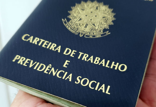 Brasil abre 32.140 novas vagas de emprego em maio