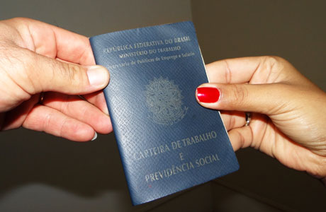 Maioria de jovens que não estudam nem trabalham é mulher