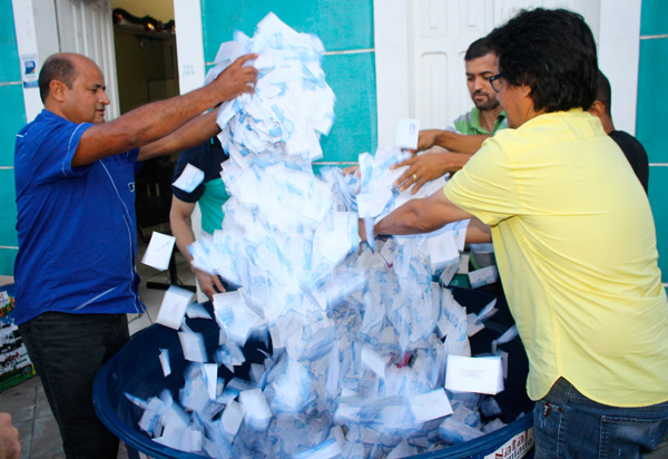 CDL de Brumado realiza sorteia da Campanha Natal Premiado