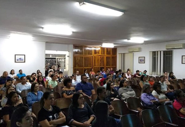 Brumado: foi realizada no Semac palestra sobre 'Reforma Trabalhista e o E-social'