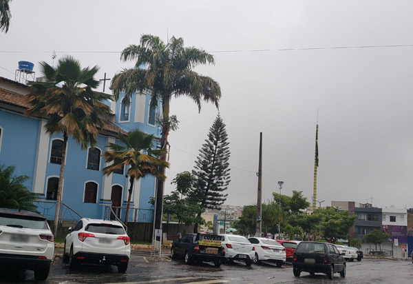 Tempo permanece chuvoso em Brumado; há previsão de chuvas até a próxima semana