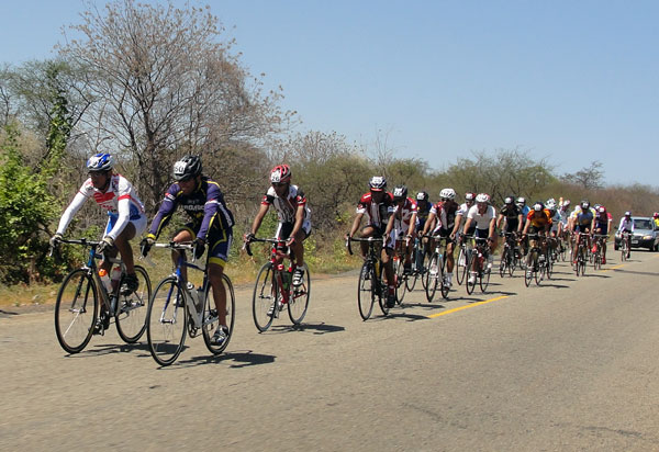 No Dia do Ciclista, campanha alerta sobre uso seguro da bicicleta