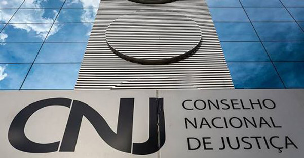 CNJ aprova novo auxílio-moradia de até R$ 4.377,73 para magistrados