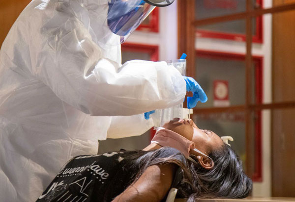 Fiocruz: positividade de testes RT-PCR subiu de 3% para 37% em janeiro