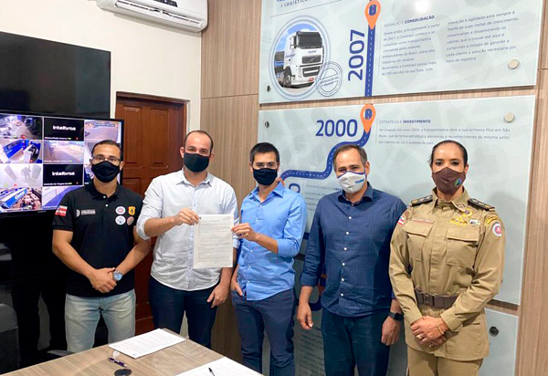 Brumado: Conseg assina termo de doação e anuncia a ampliação do sistema de Vídeo Monitoramento