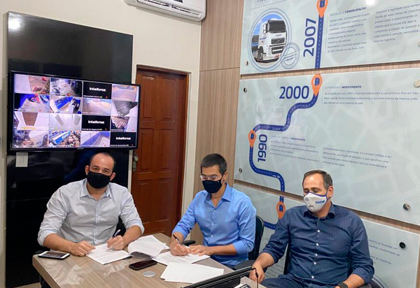 Brumado: Conseg assina termo de doação e anuncia a ampliação do sistema de Vídeo Monitoramento