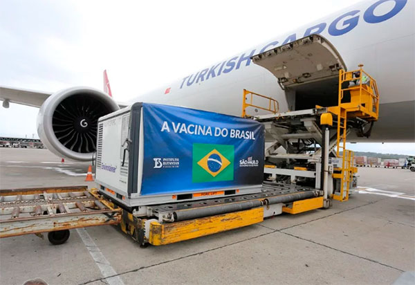 Instituto Butantan recebe mais 1,5 milhão de doses da vacina Coronavac