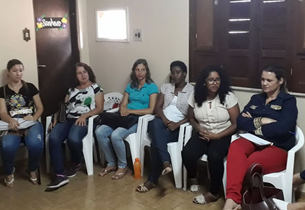 Nivelamento de Informações sobre os serviços prestados à comunidade pelo CREAS Chico Xavier em Brumado