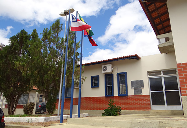 Brumado: Acusado de tentativa de feminicídio é transferido para Conjunto Penal em Conquista