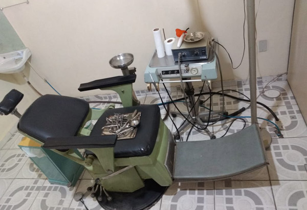 Homens que exerciam ilegalmente a profissão de cirurgião-dentista em Vitória da Conquista são detidos 