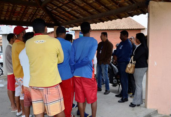 Conquista: Presos vão trabalhar como garis nas ruas