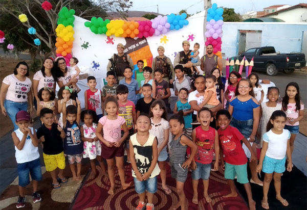 Brumado: festa em comemoração ao Dia das Crianças foi realizada na Rua Emiliano Pitanga