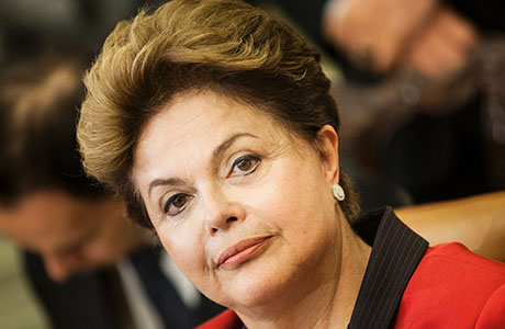 Dilma tem queda de 19,4 pontos nas intenções de voto