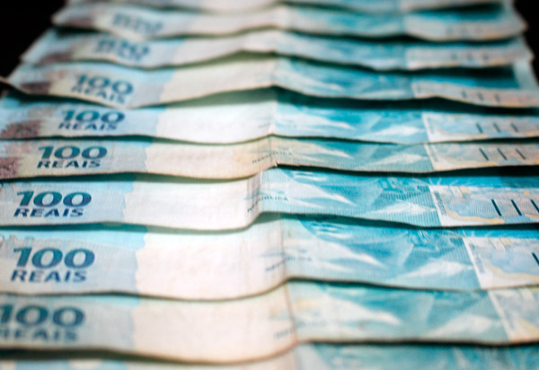 Atividade econômica cai 0,11% em maio, revela o Banco Central