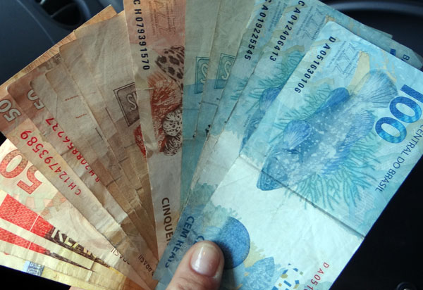 Teto do seguro-desemprego sobe para R$ 2.106,08 após reajuste