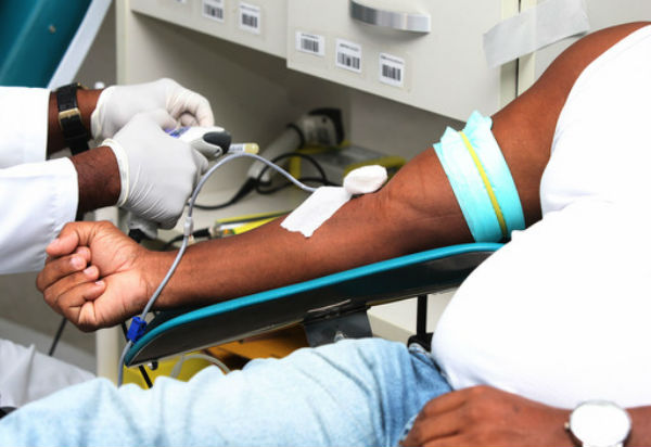 Operação Verão: Hemoba mobiliza grupos de doadores para manter estoque de sangue