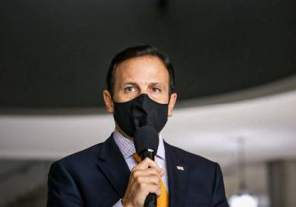 Doria prevê que brasileiros estarão imunizados contra a Covid-19 em fevereiro