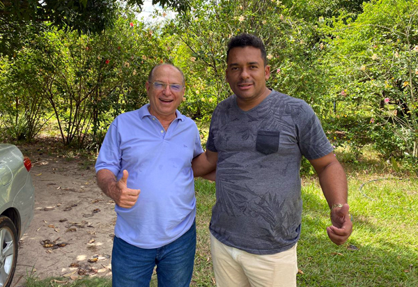 Brumado: Ednei Clebson entrega presidência municipal do Partido Progressista