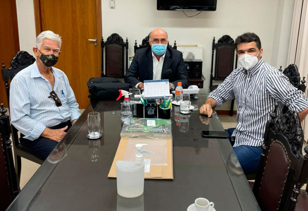 Brumado: Rogério Andrade cobra celeridade no funcionamento do presídio