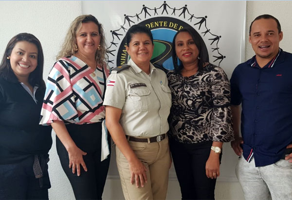 Representantes da educação de Brumado participaram em Vitória da Conquista de encontro com a PRE sobre o projeto Patrulhando a Cidadania